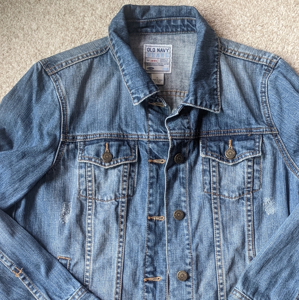 Women's jean jacket size L